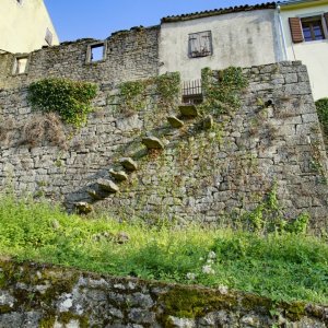 Außentreppe in Buzet