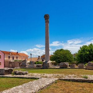 Dalmatien: NIN > Überreste der Römer > Tempel