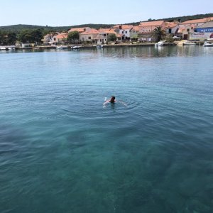 Kroatien : Ilovik > Badespaß