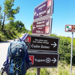 Dalmatien: TUGARE > Wanderwegweiser