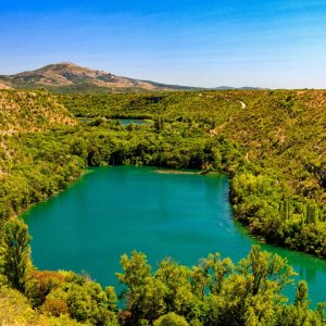Dalmatien: WASSERFALL BRLJAN > Jezero Brljan