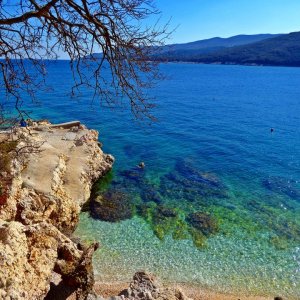 Istrien:RABAC > Wintersonne und Meer