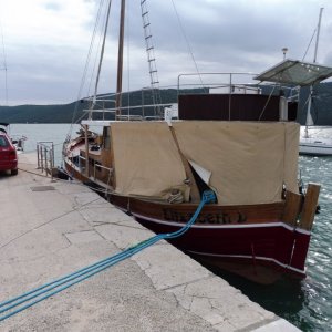 Holzboot Trget (1).JPG