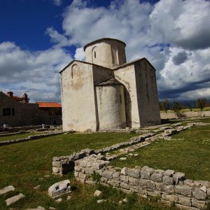 Dalmatien: NIN > Heiligkreuz-Kirche von Nin