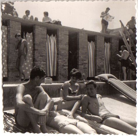 Strandbad_Punat_1962_Sonnen.jpg