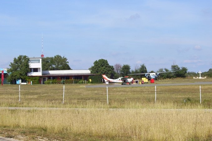 78_Flugplatz_Vrsar.JPG