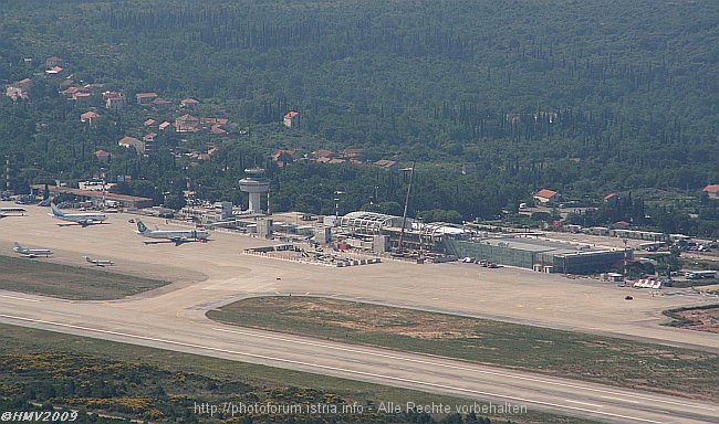 KONAVLE_Ausblick_auf_Flughafen_Dubrovnik__2009IMG_2527a.jpg