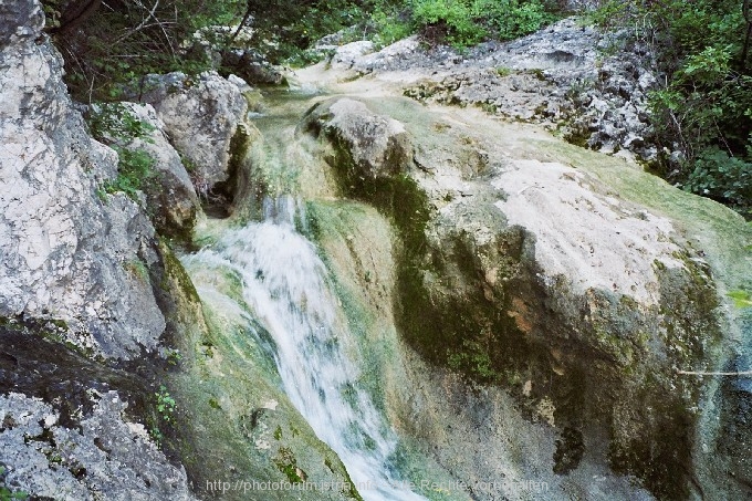 33_34A_-_Wanderweg_-_Wasserfall_I.jpg