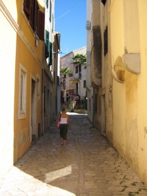 Gasse_Vrsar.jpg