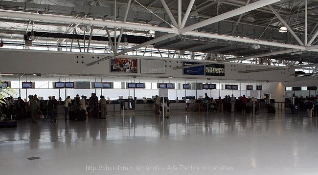 KONAVLE_Flughafen_Dubrovnik_2009IMG_3153a.jpg