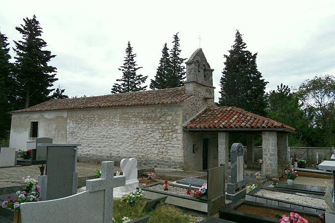102_Valun_Friedhofskapelle_Sv._Marko.jpg