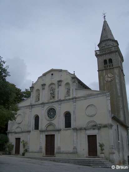 Zminj_-_Pfarrkirche_St._Michael.jpg