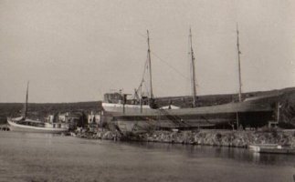 werft Punat 1962 Trockendock.jpg werft Punat 1962 Trockendock.jpg