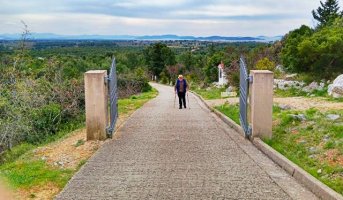 13 Steinig und schwer war der Weg.jpg