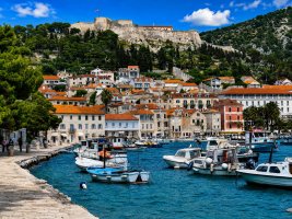 Hvar_2024_Fortress_final_1_klein.jpg Hvar_2024_Fortress_final_1_klein.jpg