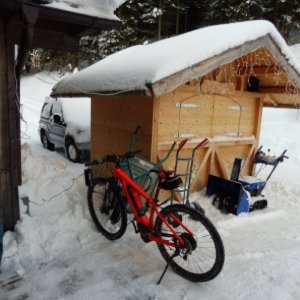 Radler im Schnee