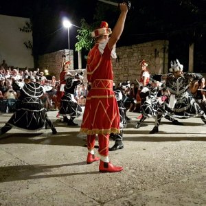 Dalmatien: KORČULA > Aufführung des Moreška-Säbeltanzes II