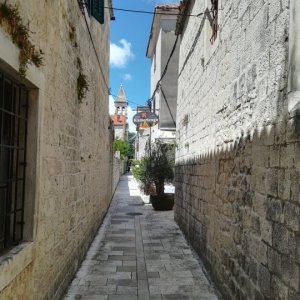 Dalmatien: Trogir> Altstadtgasse