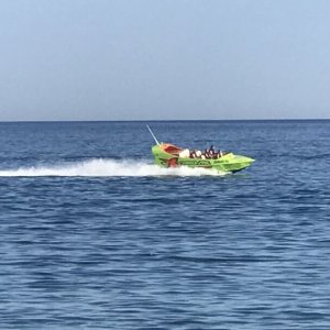 Istrien: MEDULIN < Speedboat