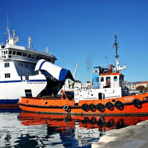 Dalmatien>Schlepper im Hafen Split