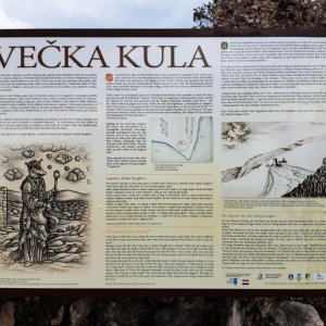 72 Starigrad-Paklenica.jpg
