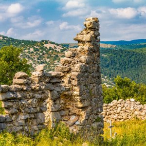 Kvarner: Ledenice > Friedhof