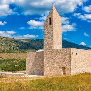 Dalmatien: Cavoglave > Kirche der kroatischen Märtyrer