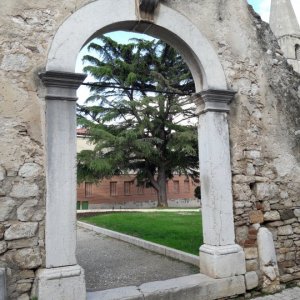 ISTRIEN: Porec: altes römisches Tor