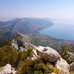 Dalmatien: PELJEŠAC > Blick vom Sv. Ilija auf Orebič