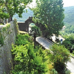 Istrien BUZET Aussicht von der Stadtmauer.JPG