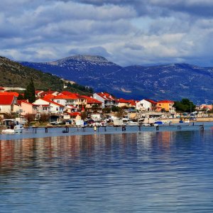 Dalmatien:Panorama auf das Kozjak Gebirge