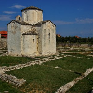 Dalmatien: NIN > Heilig-Kreuz-Kirche