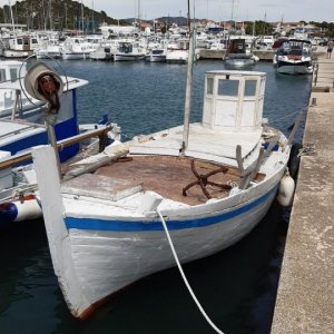 Dalmatien: MURTER auf Insel Murter > Holzboot.jpg