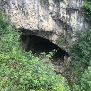 Höhle.JPG