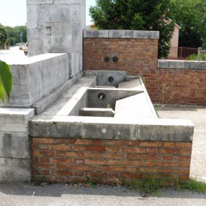 Istrien: NEDESCINA<Brunnen aus italienischer Zeit