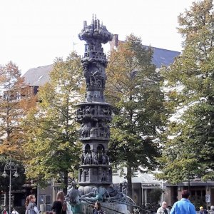 Historische Säule Koblenz.jpg