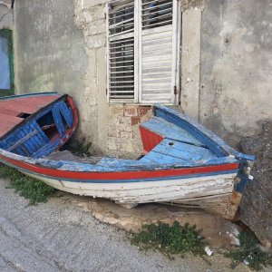 Holzboot in Tkon (Insel Pasman)