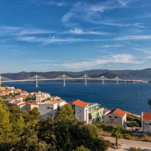 Dalmatien: KOMARNA > Peljeski Most