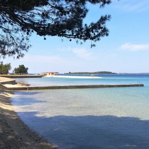 Istrien : Valbandon > Valbandon beach
