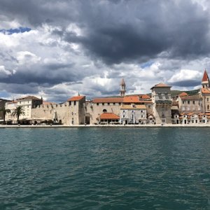 Dalmatien : Trogir > Blick zur Altadt