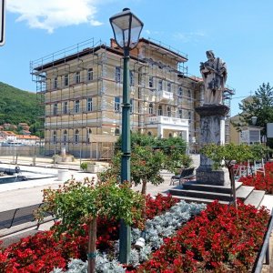Kvarner: Bakar> Rijeka> Stadtblumen