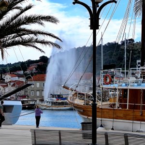 Wasser-Rohrbruch Trogir Hafen