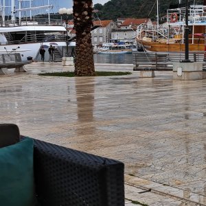 Trogir Hafen Regen