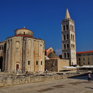 Zadars Kathedrale Sv. Donat mit dem 56 m hohen Glockenturm