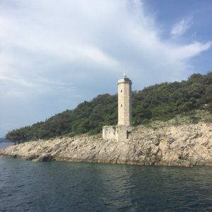Leuchtturm auf einer Insel