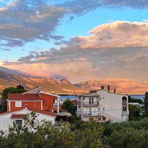 Bura_Panorama_Kastela2