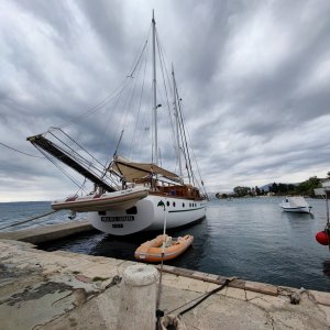 Dalmatien: KAMBELOVAC > Segelschiff