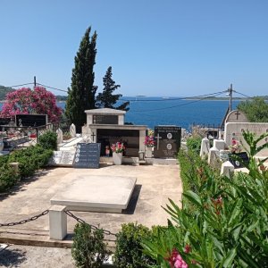 Dalmatien: Primošten> Friedhof