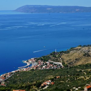 Dalmatien: PODGORA > Blick auf Brac