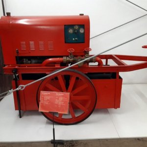 12_Tesla-Museum Zagreb.jpg